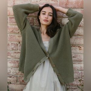 Jenni Kayne Cotton Cocoon Cardigan in olive size XS